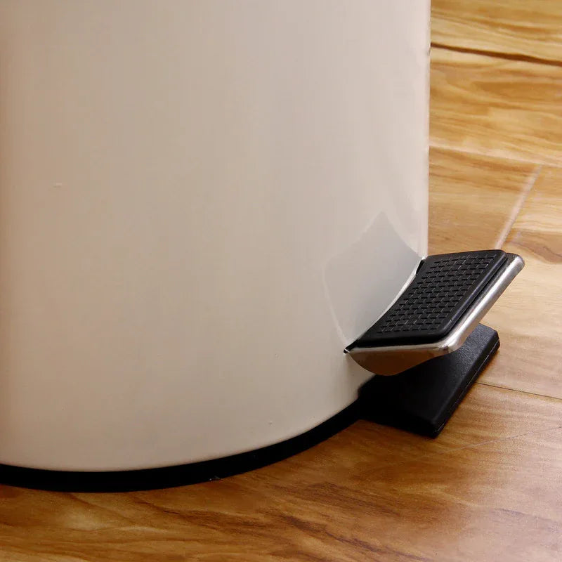 5L Round Lidded Trash Can Foot Pedal Garbage Bin for Kitchen Bathroom Hotel-White - Mekamart Australia