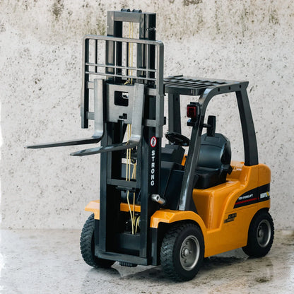 1:10 Scale 2.4G 8-Channel Metal Remote Control Forklift Construction Vehicle with Lifting Function & Sound - Mekamart Australia