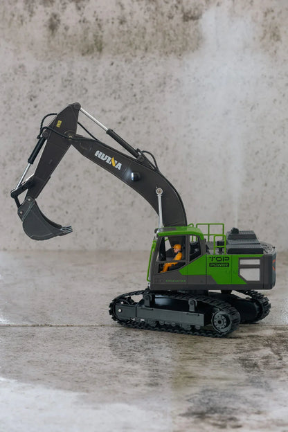 1:18 Scale 13-Channel Alloy Remote Control Excavator Construction Vehicle with Lights, Sound and Steam - Mekamart Australia