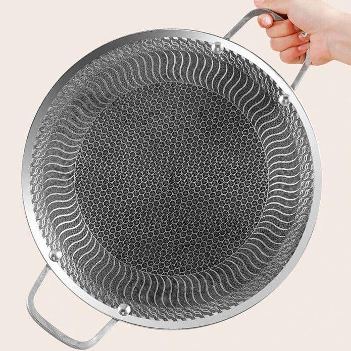 Honeycomb Non-Stick Grill Skewer Plate, 316 Stainless Steel, Portable Barbecue Grill with Handle, Universal Induction Cooktop Compatible, Round Shape, Outdoor Camping BBQ Accessory - Mekamart Australia