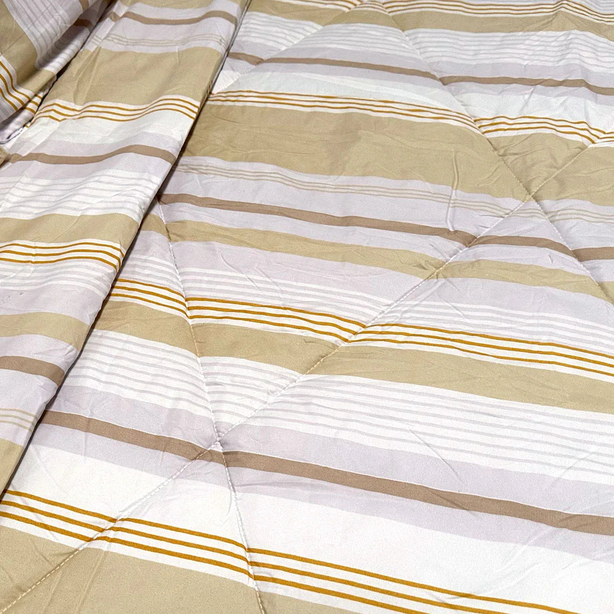 Hotel Living 3 Pce Light Weight Comforter Set Queen/King Oscar Stripes - Mekamart Australia