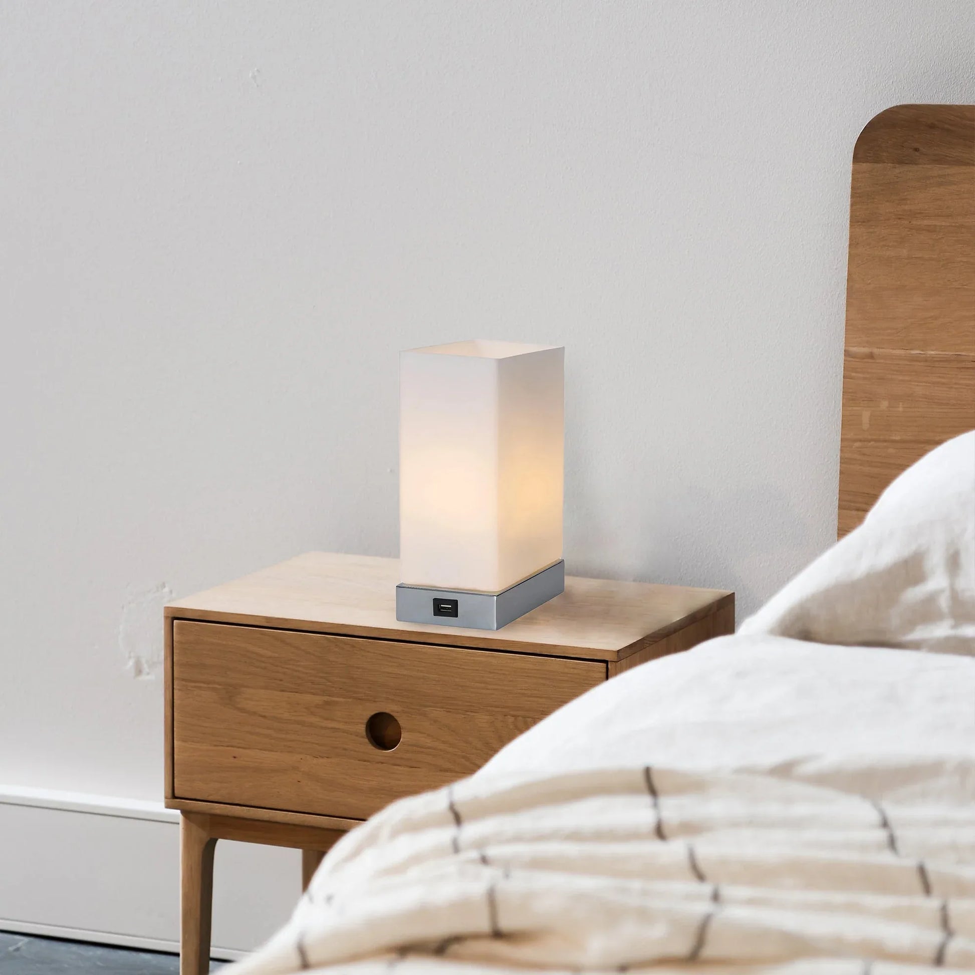 Jessica Rectangle Touch Lamp with USB Port - Mekamart Australia