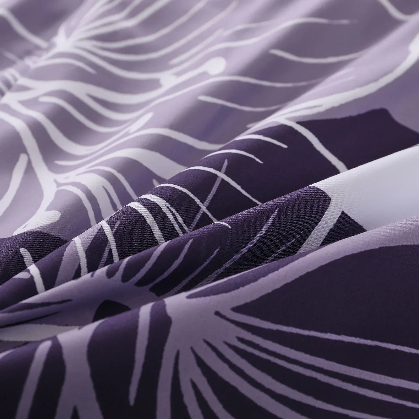King Comforter Set, Dark Purple Floral 3-Piece Bedding, Soft Microfiber for All Seasons - Mekamart Australia
