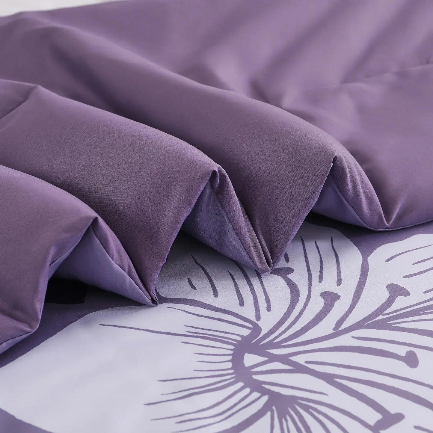 King Comforter Set, Dark Purple Floral 3-Piece Bedding, Soft Microfiber for All Seasons - Mekamart Australia