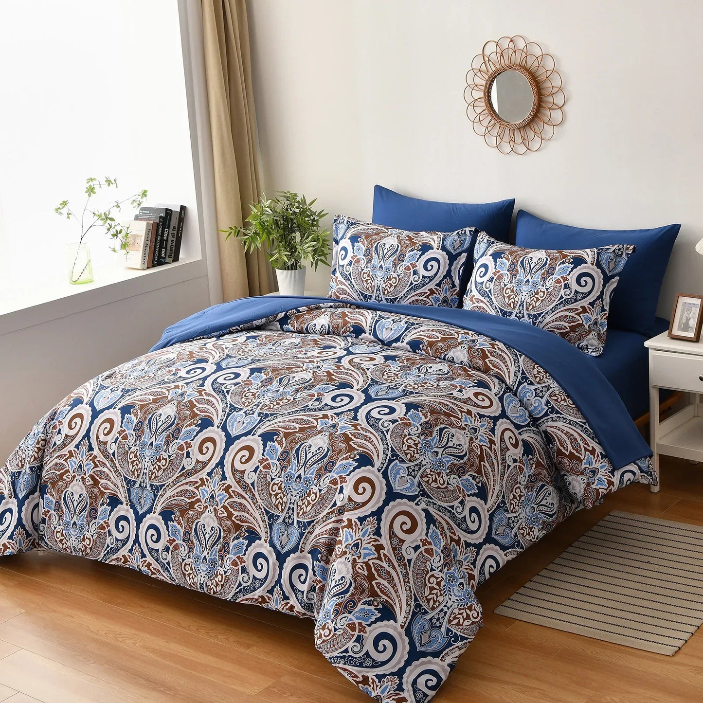 Floral Stripes Comforter Set, King Size, Elegant 3-Piece Bedding with Pillowcases - Mekamart Australia