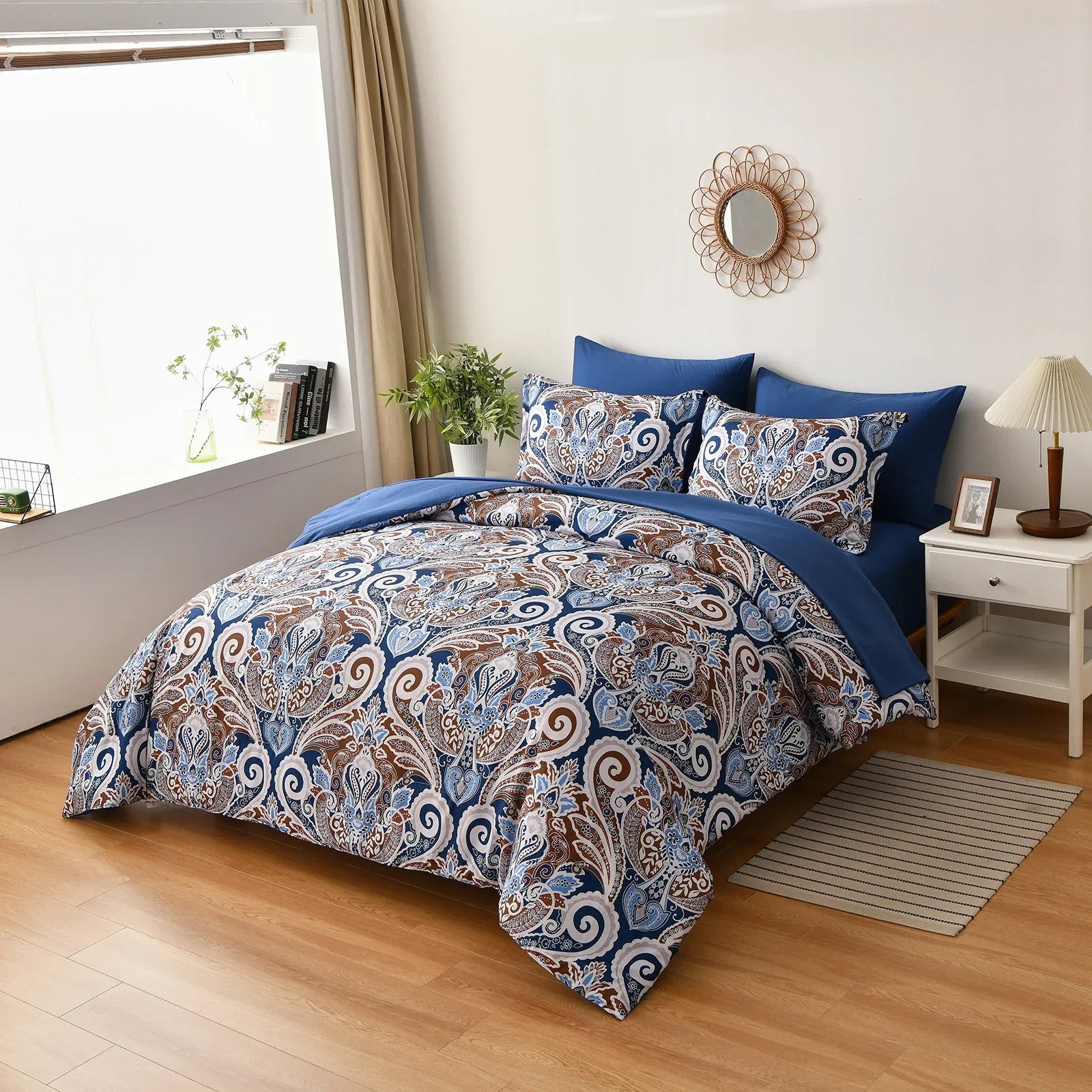 Floral Stripes Comforter Set, King Size, Elegant 3-Piece Bedding with Pillowcases - Mekamart Australia