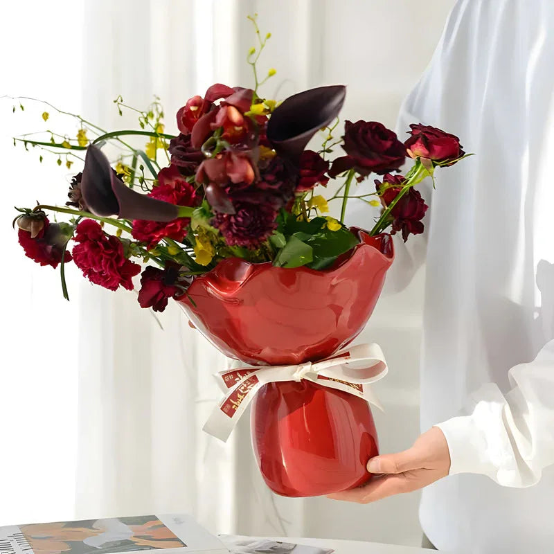 Handcrafted Minimalist Ceramic Vase - Artistic Home Decor Centerpiece(black) - Mekamart Australia