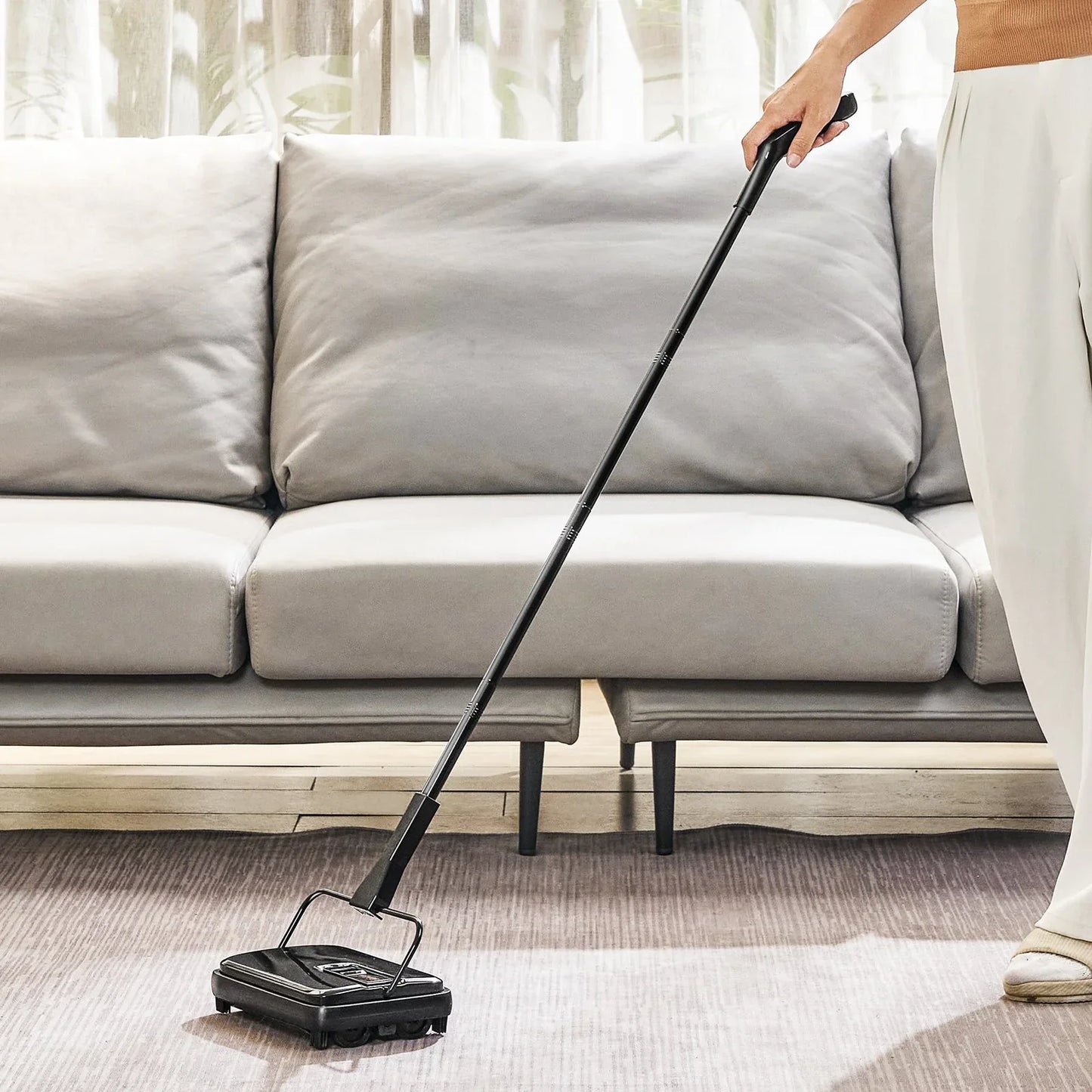 VEVOR Carpet Sweeper, 200 mm Sweeping Paths, Floor Sweeper Manual Non Electric, 300 ml Dustbin Capacity with Comb for Home Office Rugs Hardwood Surfaces Wood Floors Laminate, Cleans Dust Pet Hair - Mekamart Australia